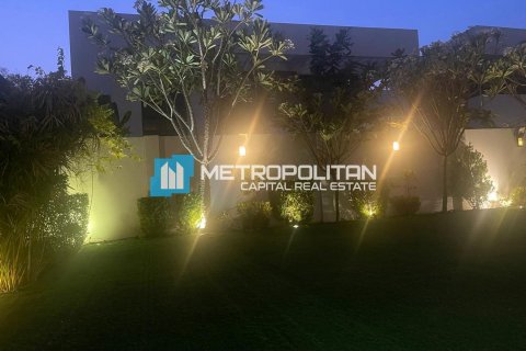 Villa sa Yas Island, Abu Dhabi, UAE 5 silid-tulugan, 637.1 sq.m. № 630074 - larawan 29
