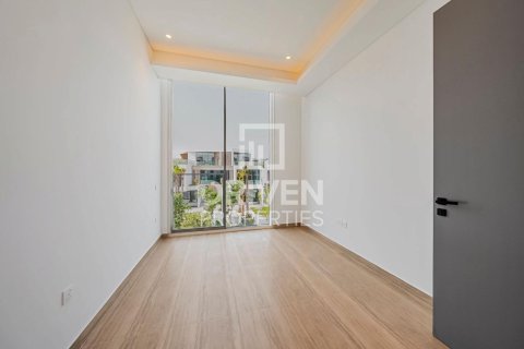 Rijtjeshuis te huur in Al Barari, Dubai, VAE 4 slaapkamers, 179.77 vr.m., nr 745079 - foto 9