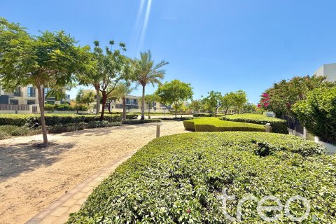 Üürile anda ridamaja asukohaga Dubai Hills Estate, Dubai, AÜE: 3 magamistoaga, 202.44 m² Nr 733637 - pilt 3
