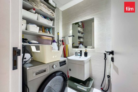 Apartment til salg i Dubai, UAE 3 soveværelser, 152.3 kvm № 630486 - foto 22