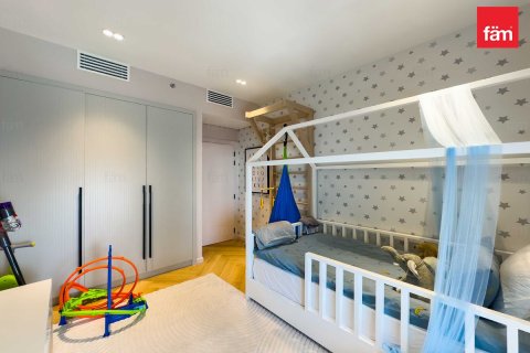 Apartment til salg i Dubai, UAE 3 soveværelser, 152.3 kvm № 630486 - foto 18