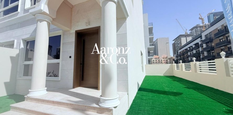 Jumeirah Village Circle, Dubai, UAE의 타운하우스 침실 4개, 286제곱미터 번호 758285
