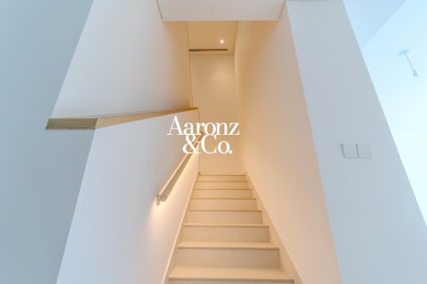 Kuća u nizu u Jebel Ali, Dubai, UAE 4 spavaćih soba, 349 m2 Br. 758284 - fotografija 4