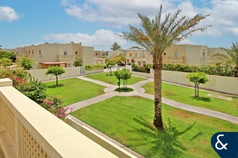Villa itt: The Lakes, Dubai, EAE, 3 hálószoba, 258 m², azonosító: 697948