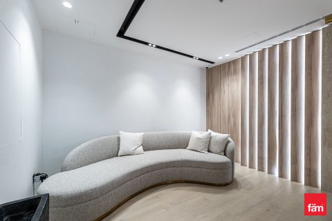 Office in Dubai, UAE 193.9 sq.m. № 721799 - photo 11