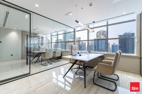 Office in Dubai, UAE 193.9 sq.m. № 721799 - photo 5