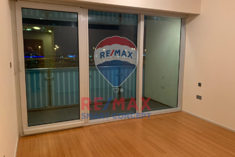 Apartament në Al Raha Beach, Abu Dhabi, Emiratet e Bashkuara Arabe 3 dhoma gjumi, 160.9 m2. № 516312 - Foto 10