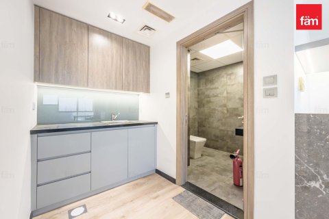Üürile anda kontor asukohaga Dubai, AÜE: 102 m² Nr 722330 - pilt 16