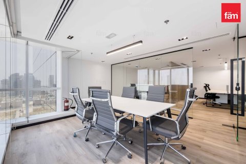 Üürile anda kontor asukohaga Dubai, AÜE: 102 m² Nr 722330 - pilt 17