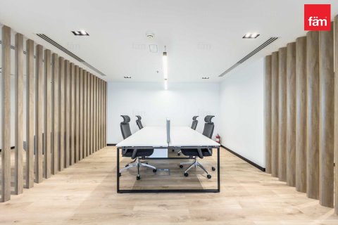 Üürile anda kontor asukohaga Dubai, AÜE: 102 m² Nr 722330 - pilt 18