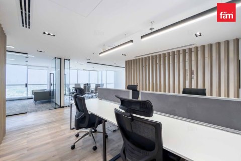 Üürile anda kontor asukohaga Dubai, AÜE: 102 m² Nr 722330 - pilt 15