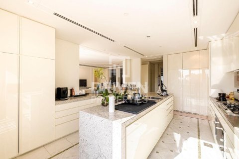 Apartament në Culture Village, Dubai, Emiratet e Bashkuara Arabe 4 dhoma gjumi, 467.77 m2. № 745356 - Foto 16