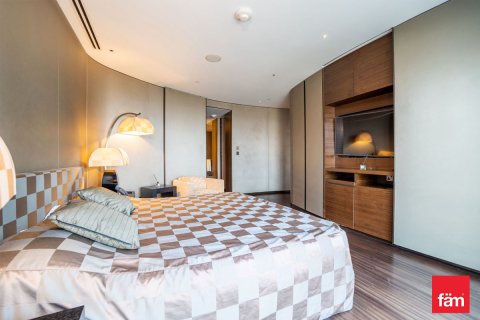 Apartment til salg i Downtown Dubai (Downtown Burj Dubai), Dubai, UAE 1 soveværelse, 93.9 kvm № 706112 - foto 13