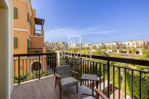 Adosado en venta en Jumeirah, Dubai, EAU 4 dormitorios, 397.9 m2 № 767376 - foto 27