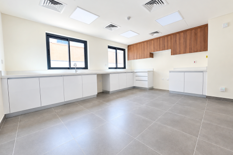 Villa zur Miete in Al Shamkha, Abu Dhabi, VAE 6 Schlafzimmer, 485.14 m2 Nr. 768847 - Foto 8