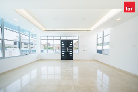 Vilă de închiriat în Al Barsha, Dubai, EAU 5 dormitoare, 979.2 mp. №726646 - poză 12