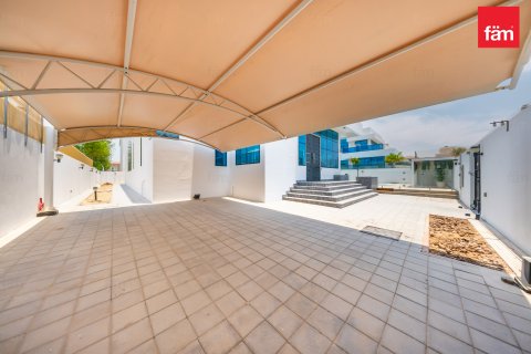 Vilă de închiriat în Al Barsha, Dubai, EAU 5 dormitoare, 979.2 mp. №726646 - poză 18