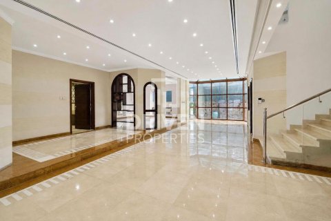 וילה ב Umm Suqeim, Dubai, איחוד האמירויות 5 חדרי שינה, 1349.88 מ