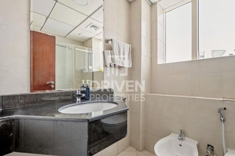 Appartamento in vendita a Jumeirah Lake Towers, Dubai, EAU 2 camere da letto, 121.52 mq. № 765188 - foto 8