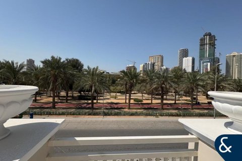 Σπίτι σε Jumeirah Village Circle, Dubai, ΗΑΕ 4 υπνοδωμάτια, 285 τ.μ. Αρ. 697963