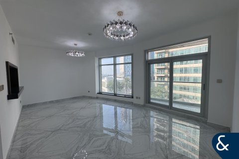 Dzīvoklis THE LOFTS Downtown Dubai (Downtown Burj Dubai)jā, AAE 2 istabas, 115 m2 Nr. 685357