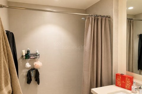 Lägenhet till försäljning i Dubai, UAE 2 sovrum, 108 kvm Nr. 726133 - fotografi 13