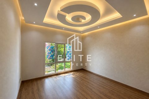 Vila u Meadows, Dubai, UAE 4 spavaćih soba, 332 m2 Br. 741369 - fotografija 14