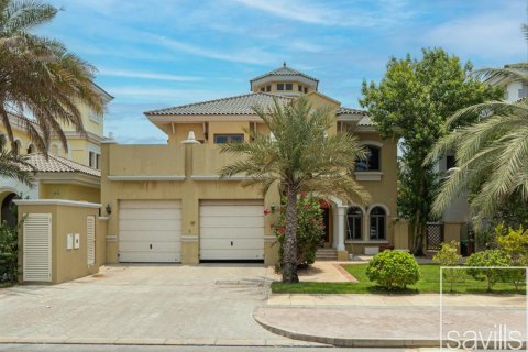 Vilă în Palm Jumeirah, Dubai, EAU 5 dormitoare, 622.08 mp.  №747115