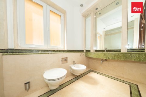 Biuro do wynajęcia w Umm Suqeim, Dubai, ZEA 1393.5 mkw., nr 757799 - zdjęcie 19