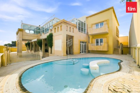 Biuro do wynajęcia w Umm Suqeim, Dubai, ZEA 1393.5 mkw., nr 757799 - zdjęcie 22