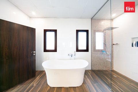 Vilă de închiriat în Al Barsha, Dubai, EAU 5 dormitoare, 1277.9 mp.  №752194 - poză 7