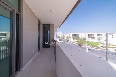 Vilă de închiriat în Al Furjan, Dubai, EAU 5 dormitoare, 455 mp.  №665053 - poză 24