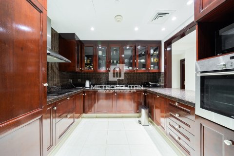 Appartamento in vendita a Old Town, Dubai, EAU 2 camere da letto, 141 mq. № 665049 - foto 12