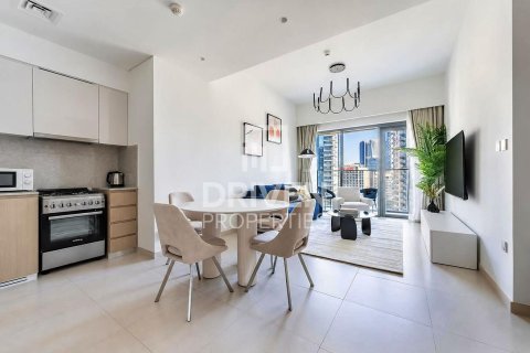 Apartmen di Downtown Dubai (Downtown Burj Dubai), Dubai, UAE 2 bilik tidur, 91.88 meter persegi № 759645 - foto 4