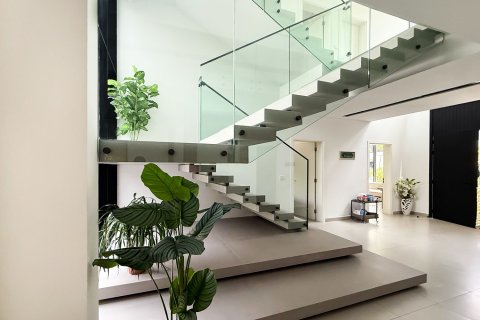 Villa till försäljning i Tilal City, Sharjah, UAE 5 sovrum, 626.49 kvm Nr. 759760 - fotografi 9