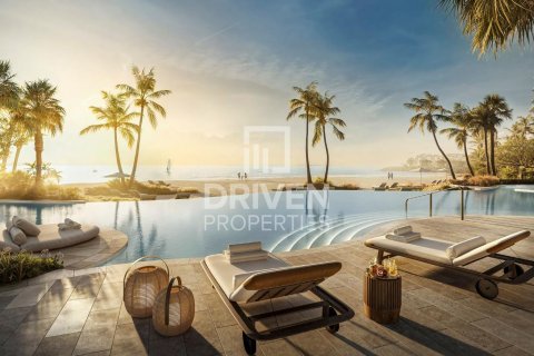 Apartment in Jumeirah, Dubai, UAE 3 bedrooms, 348.39 sq.m. № 767327 - photo 5