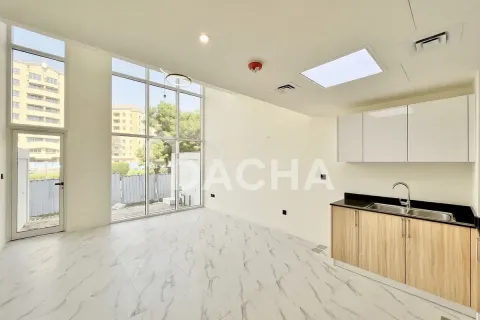 Kamienica na sprzedaż w Dubai Investment Park, Dubai, ZEA 4 sypialnie, 78 mkw., nr 713638 - zdjęcie 3