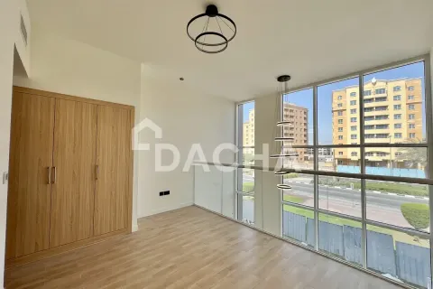 Kamienica na sprzedaż w Dubai Investment Park, Dubai, ZEA 4 sypialnie, 78 mkw., nr 713638 - zdjęcie 2