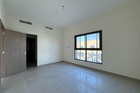 Radový dom v Sharjah, SAE 3 spálne, 250.84 m2 č. 749274 - Fotografia 16