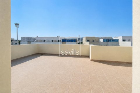 Vila v Al Reef, Abu Dhabi, SAE 5 spální, 273.32 m2 č. 766883 - Fotografia 7