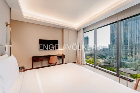 Apartamento en venta en Downtown Dubai (Downtown Burj Dubai), Dubai, EAU 3 dormitorios, 146 m2 № 696344 - foto 16