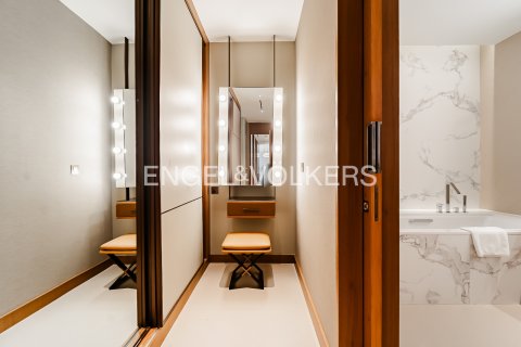 Apartamento en venta en Downtown Dubai (Downtown Burj Dubai), Dubai, EAU 3 dormitorios, 146 m2 № 696344 - foto 11