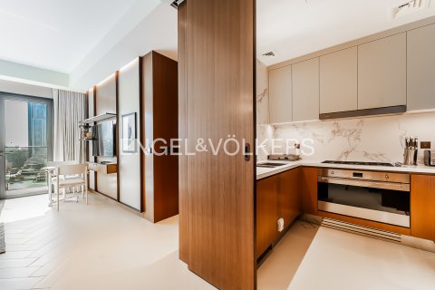 Apartamento en venta en Downtown Dubai (Downtown Burj Dubai), Dubai, EAU 3 dormitorios, 146 m2 № 696344 - foto 9