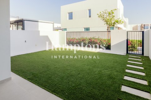 Зняти в оренду таунхаус в Jumeirah Village Triangle, Дубай, ОАЕ 3 спальні, 173.99988676м2, № 763731 - фото 16