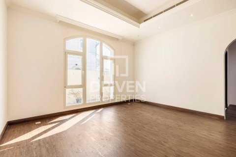 Vila di Nadd Al Sheba, Dubai, UAE 6 bilik tidur, 1858.06 meter persegi № 757174 - foto 15