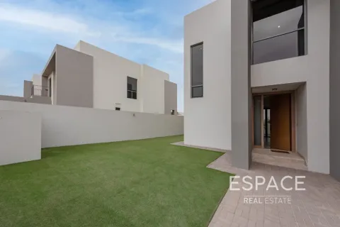 Villa te huur in Dubai Hills Estate, Dubai, VAE 5 slaapkamers, 398 vr.m., nr 738484 - foto 19