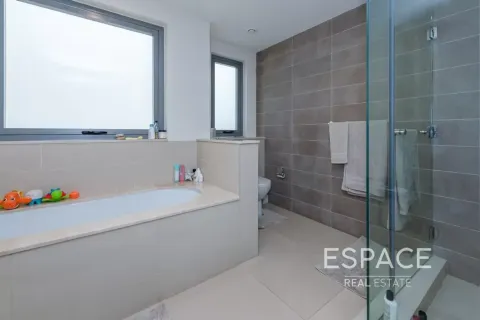 Villa te huur in Dubai Hills Estate, Dubai, VAE 5 slaapkamers, 398 vr.m., nr 738484 - foto 12