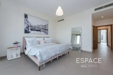 Villa te huur in Dubai Hills Estate, Dubai, VAE 5 slaapkamers, 398 vr.m., nr 738484 - foto 10