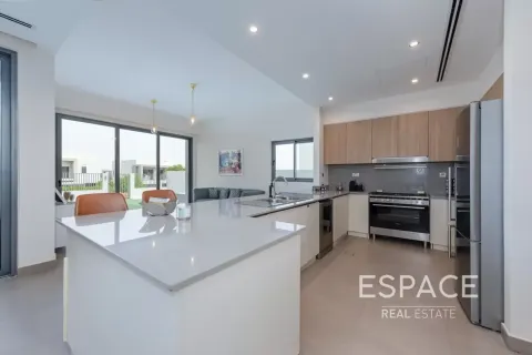Villa te huur in Dubai Hills Estate, Dubai, VAE 5 slaapkamers, 398 vr.m., nr 738484 - foto 4