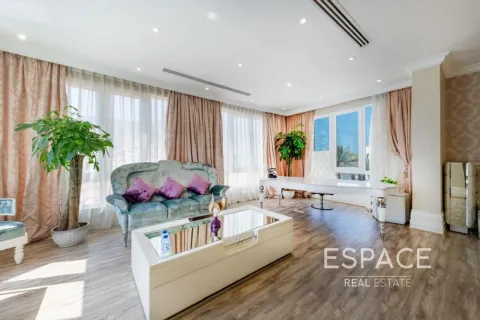 ویلا برای اجاره در Palm Jumeirah، Dubai، امارات متحده عربی 5 خوابه ، 650 متر مربع ، شماره 738486 - تصویر 15